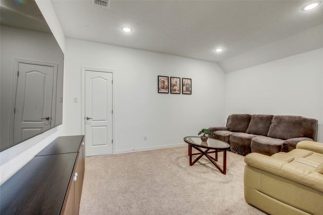 104 Millbend RD, Georgetown, TX 78633