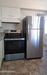 1318 S Avenida Polar Apt F208, Tucson, AZ 85710