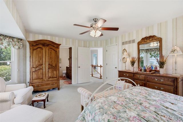 4701 Idecker Place, St Louis, MO 63129