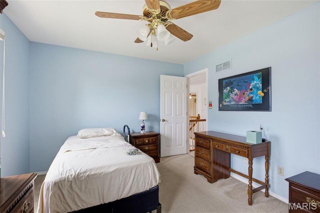 4701 Idecker Place, St Louis, MO 63129