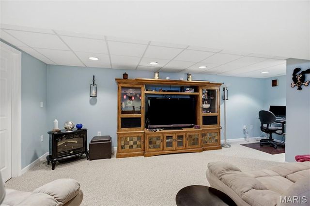 4701 Idecker Place, St Louis, MO 63129