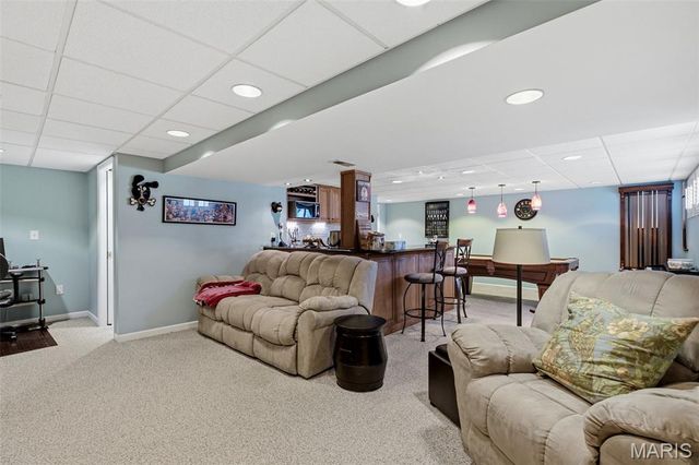 4701 Idecker Place, St Louis, MO 63129
