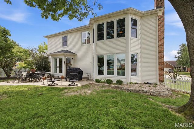 4701 Idecker Place, St Louis, MO 63129