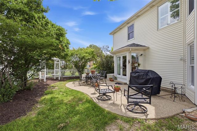 4701 Idecker Place, St Louis, MO 63129