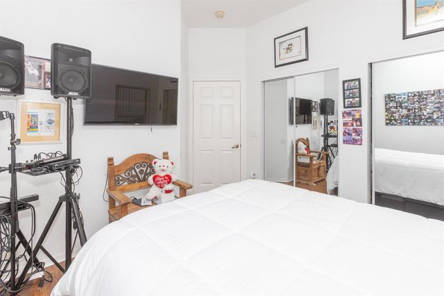 1561 NW 168th Avenue, Pembroke Pines, FL 33028