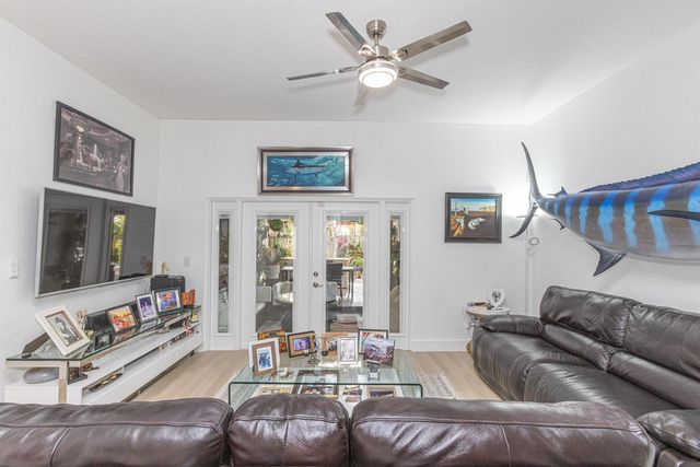 1561 NW 168th Avenue, Pembroke Pines, FL 33028
