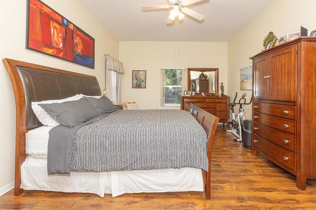 1561 NW 168th Avenue, Pembroke Pines, FL 33028