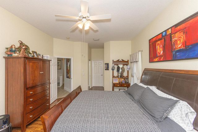 1561 NW 168th Avenue, Pembroke Pines, FL 33028