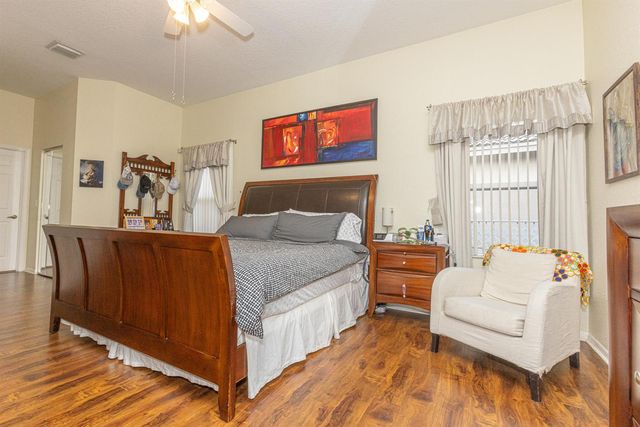 1561 NW 168th Avenue, Pembroke Pines, FL 33028