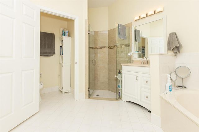 1561 NW 168th Avenue, Pembroke Pines, FL 33028
