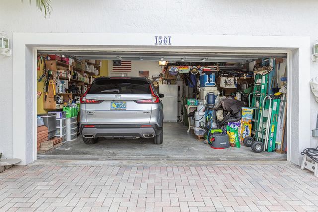1561 NW 168th Avenue, Pembroke Pines, FL 33028
