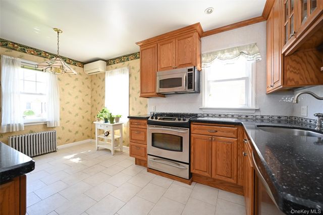 47-36 196th Street, Flushing, NY 11358
