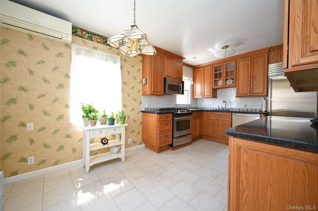 47-36 196th Street, Flushing, NY 11358
