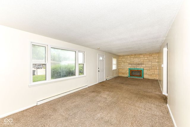 612 Hawthorne Avenue, Anderson, IN 46011