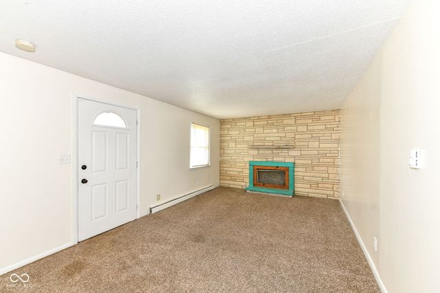 612 Hawthorne Avenue, Anderson, IN 46011
