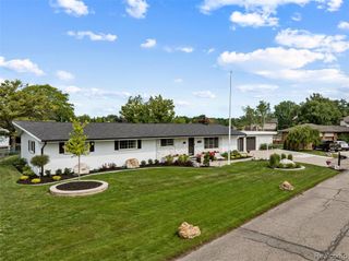 49775 Keycove Street, Chesterfield, MI 48047