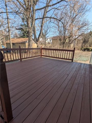 764 Lathrop St, New Castle, PA 16101