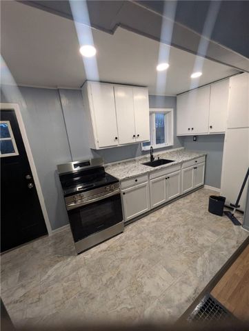 764 Lathrop St, New Castle, PA 16101