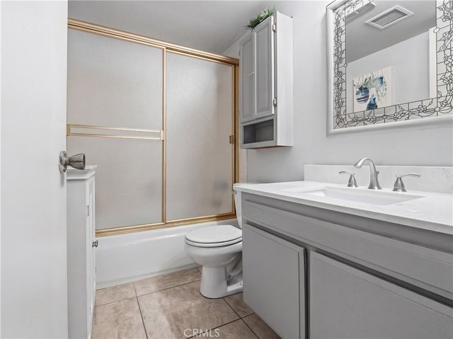 27015 Las Mananitas, Valencia, CA 91354