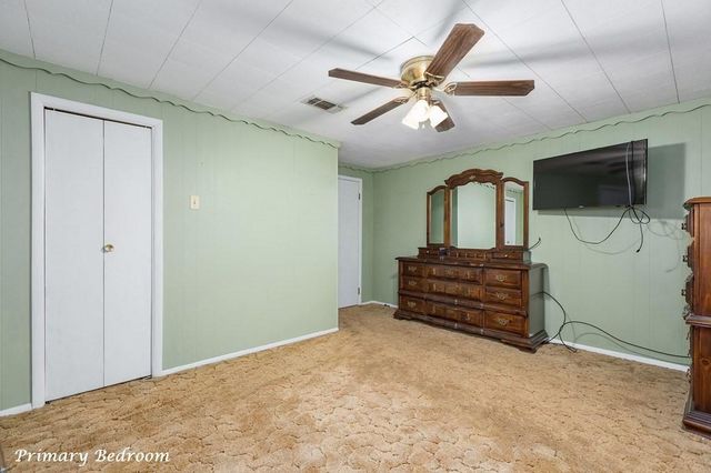 776 South First Street, Huntington, TX 75949