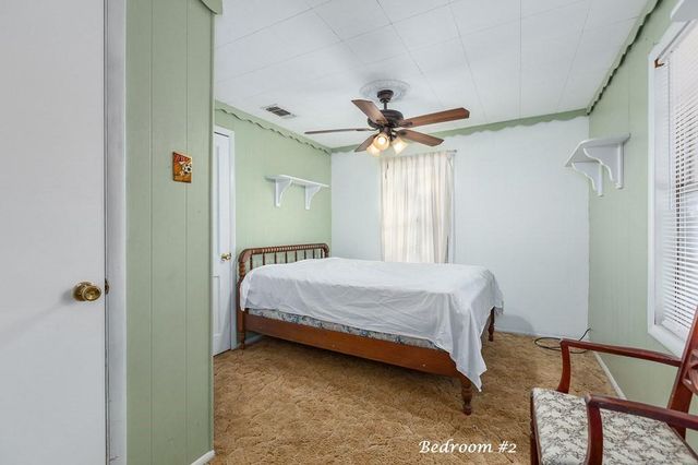 776 South First Street, Huntington, TX 75949