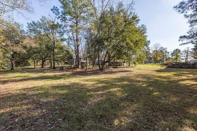 776 South First Street, Huntington, TX 75949