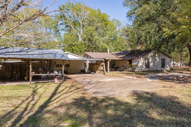 776 South First Street, Huntington, TX 75949