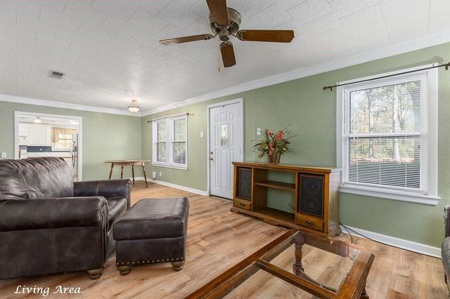 776 South First Street, Huntington, TX 75949