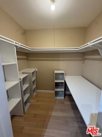 8550 Holloway Drive 101, West Hollywood, CA 90069
