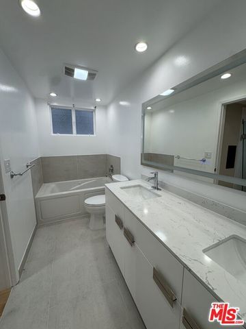 8550 Holloway Drive 101, West Hollywood, CA 90069