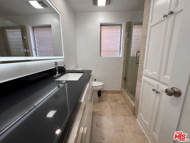 8550 Holloway Drive 101, West Hollywood, CA 90069