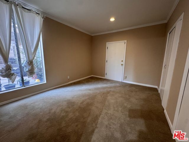 8550 Holloway Drive 101, West Hollywood, CA 90069