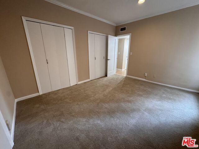 8550 Holloway Drive 101, West Hollywood, CA 90069