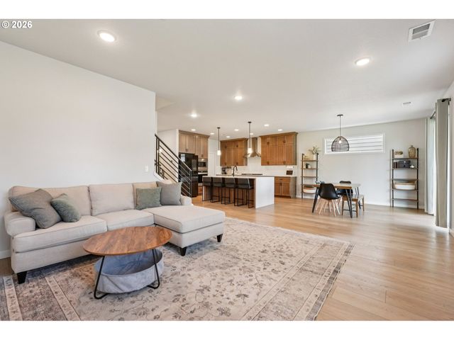 3658 TIANA St, Forest Grove, OR 97116