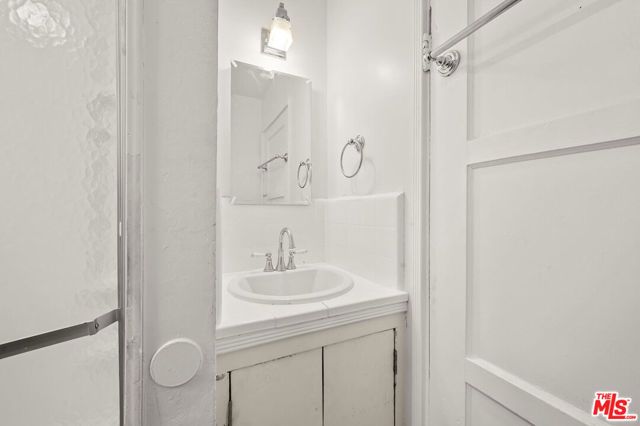 2004 Echo Park Avenue, Los Angeles, CA 90026