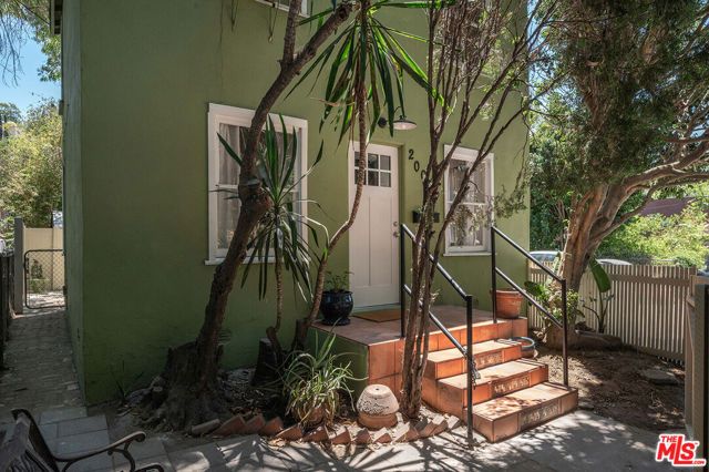 2004 Echo Park Avenue, Los Angeles, CA 90026