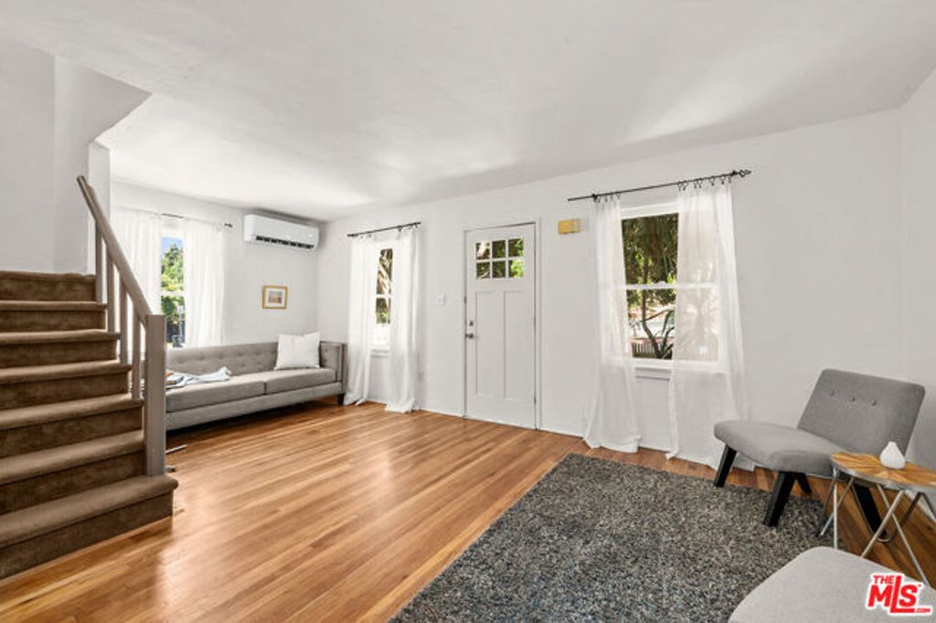 2004 Echo Park Avenue, Los Angeles, CA 90026