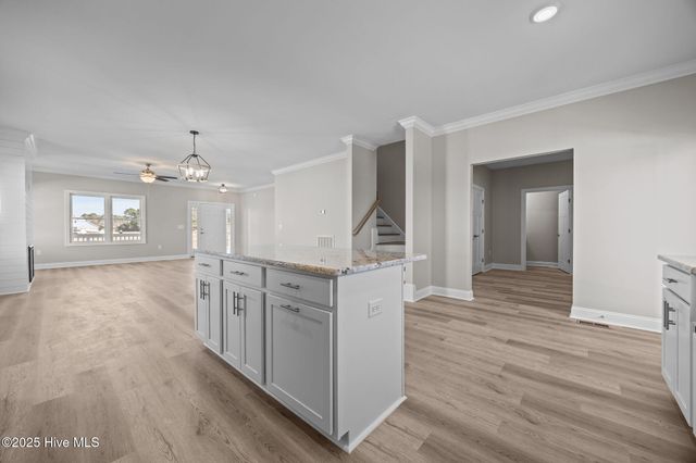 203 Villagers Way, Swansboro, NC 28584