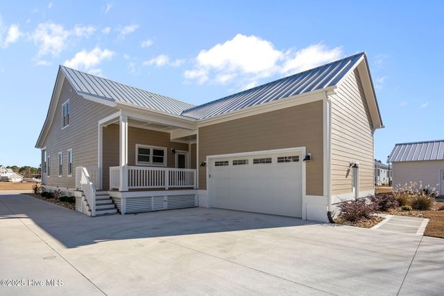 203 Villagers Way, Swansboro, NC 28584