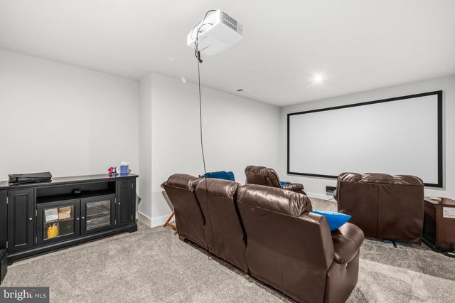 26829 BEECH BEND DR, Centreville, VA 20120