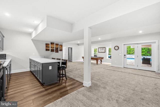 26829 BEECH BEND DR, Centreville, VA 20120