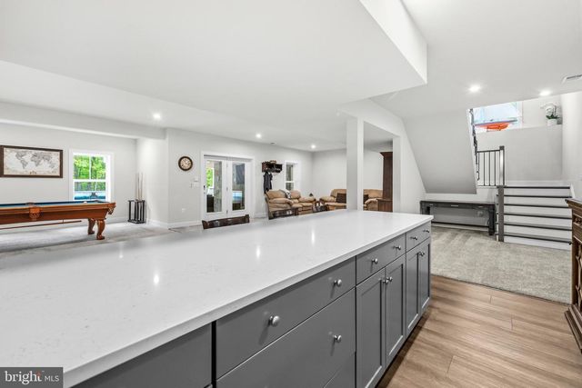 26829 BEECH BEND DR, Centreville, VA 20120
