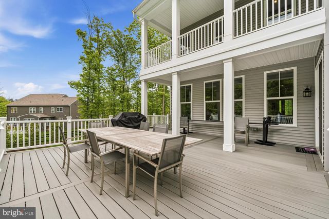 26829 BEECH BEND DR, Centreville, VA 20120