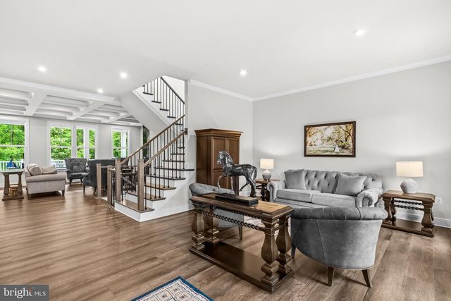 26829 BEECH BEND DR, Centreville, VA 20120