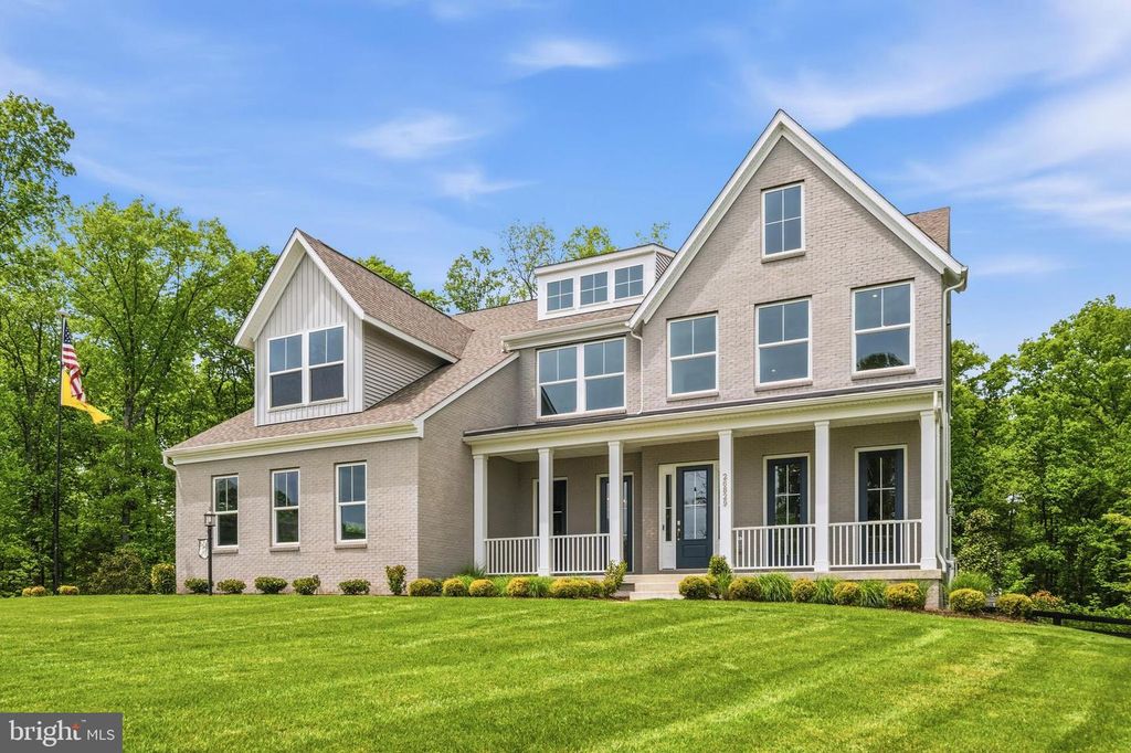26829 BEECH BEND DR, Centreville, VA 20120