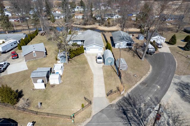 296 Island Drive, Beaverton, MI 48612