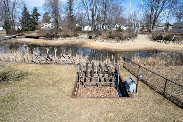 296 Island Drive, Beaverton, MI 48612