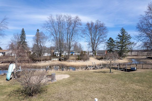 296 Island Drive, Beaverton, MI 48612