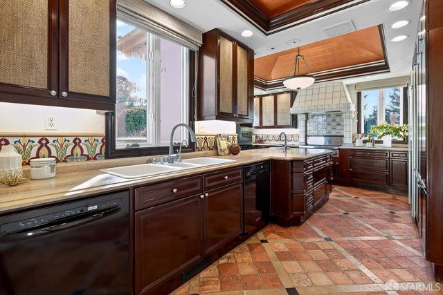 2457 Bay Street, San Francisco, CA 94123