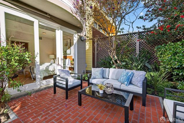 2457 Bay Street, San Francisco, CA 94123